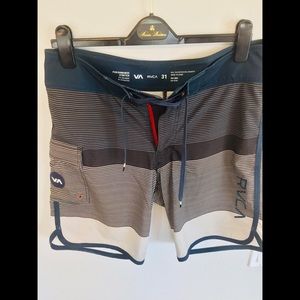 ⭐️RAD RVCA BOARDSHORTS⭐️